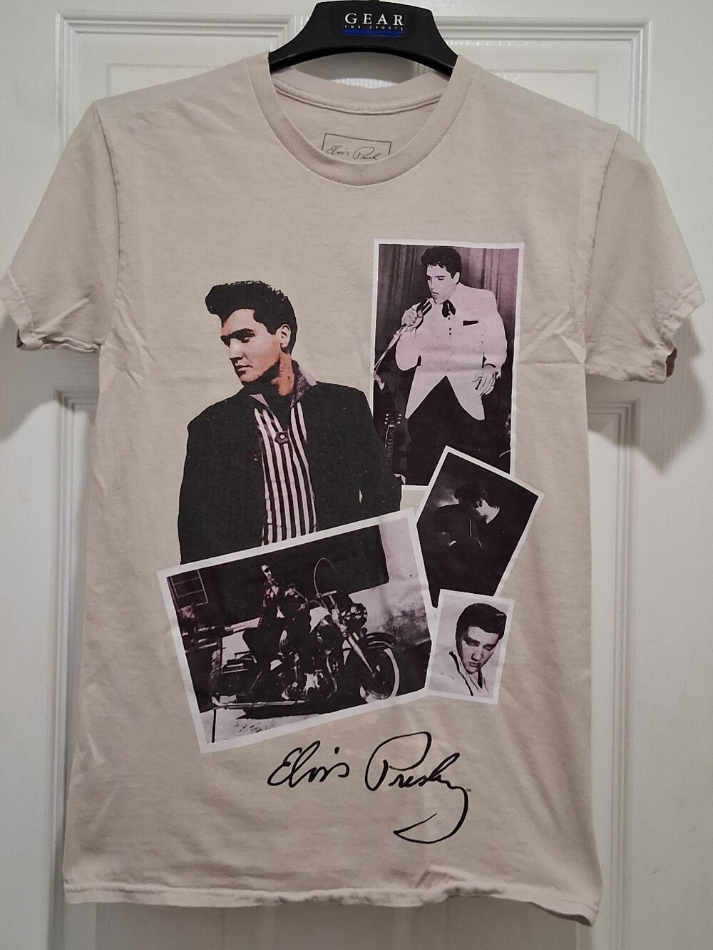 Small Elvis Presley Graphic Tee - Cream Men’s T-Shirt